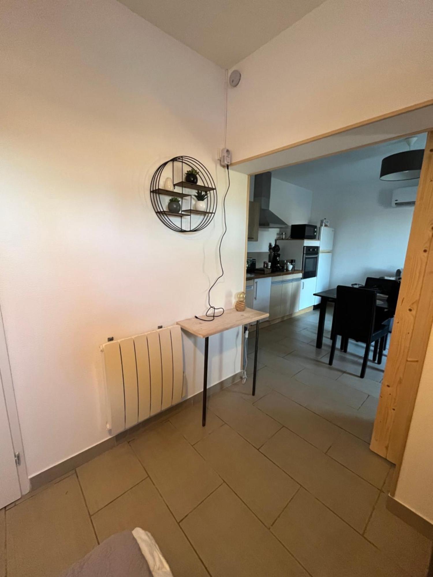 Apartment Cosy Avec Climatisation Et Terrasse Malataverne