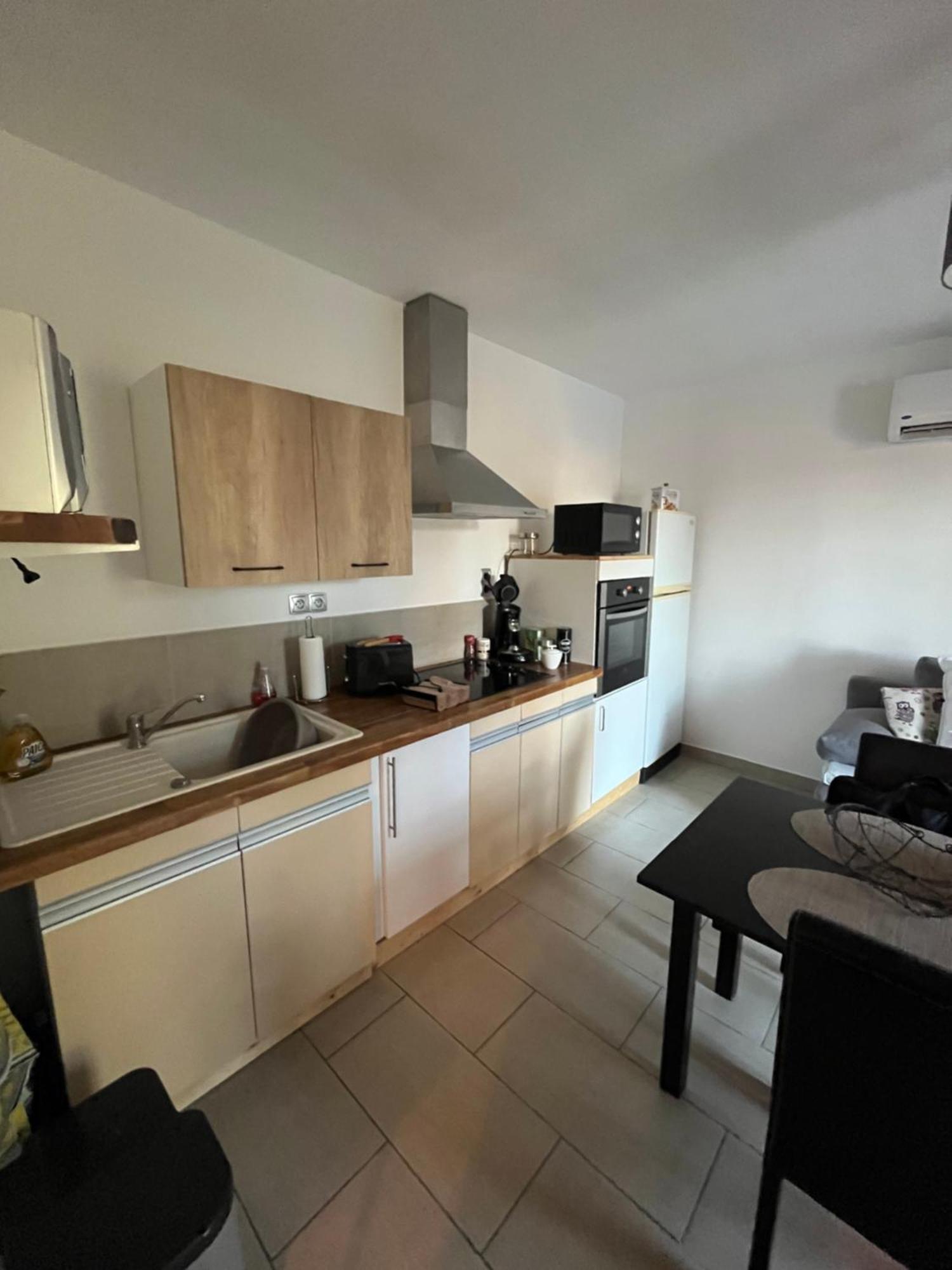 Apartment Cosy Avec Climatisation Et Terrasse Malataverne