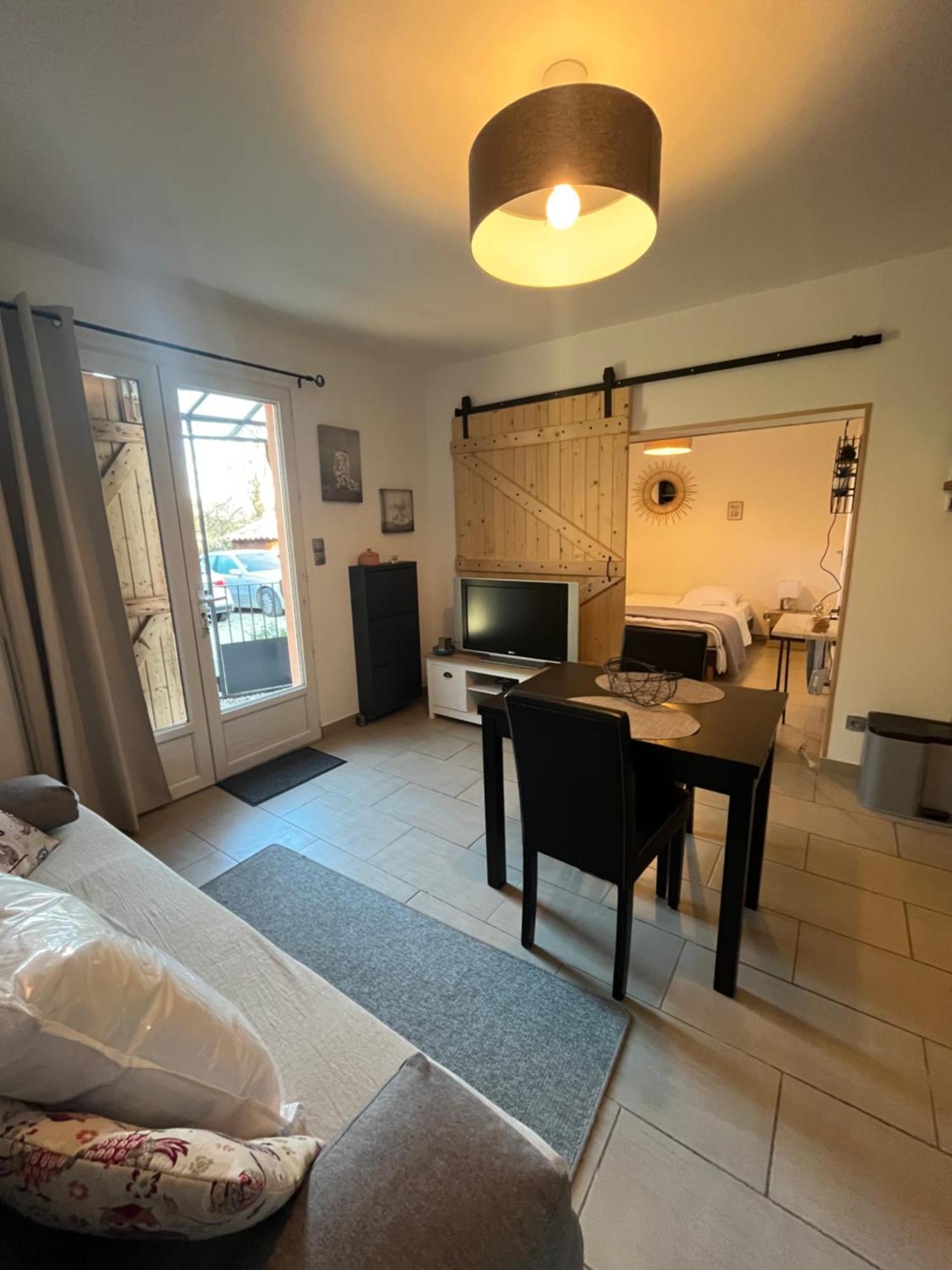 Cosy Avec Climatisation Et Terrasse Apartment *
